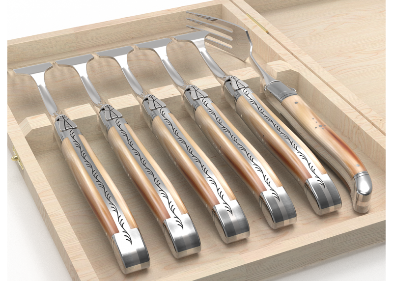 Service de 6 fourchettes Laguiole avec un manche en pointe de corne blonde et mitres en acier inoxydable