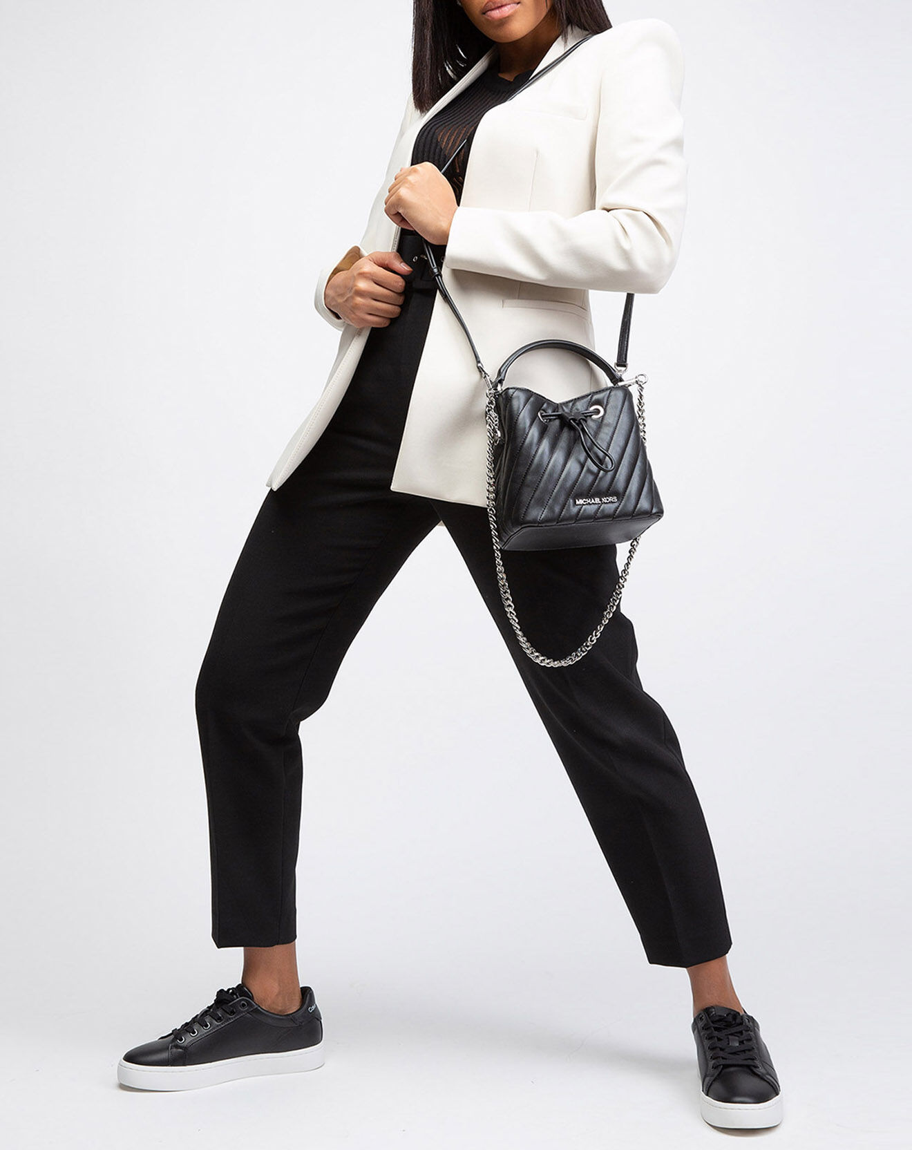 Michael Kors Sac seau Suri noir - 19x17x10.5 cm