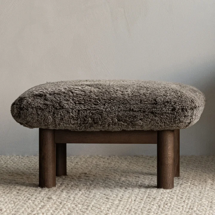 Audo - Brasilia Ottoman, Eiche gebeizt / Bouclé beige