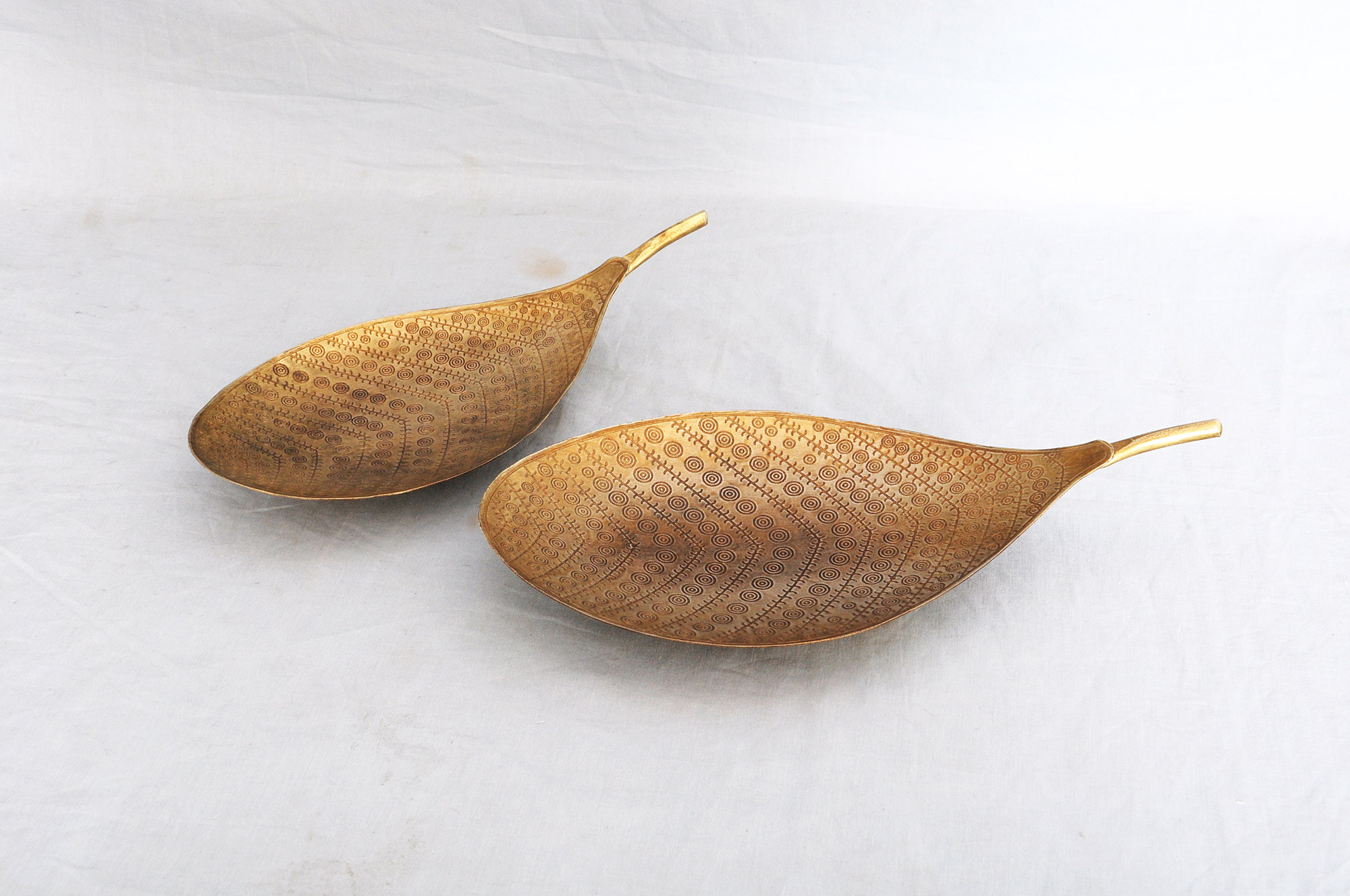 Ablage 'Blatt' gold, B 28,5 cm, L 14 cm, H 5,5 cm von fischer's lagerhaus