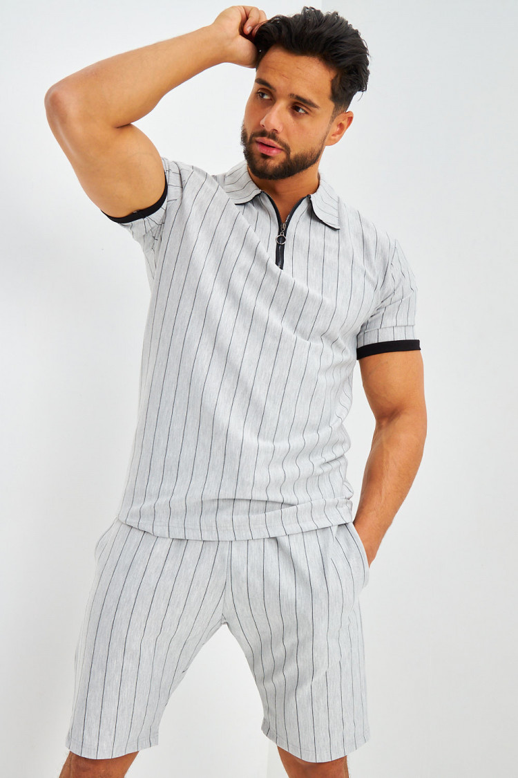 Ensemble gris rayé polo et short