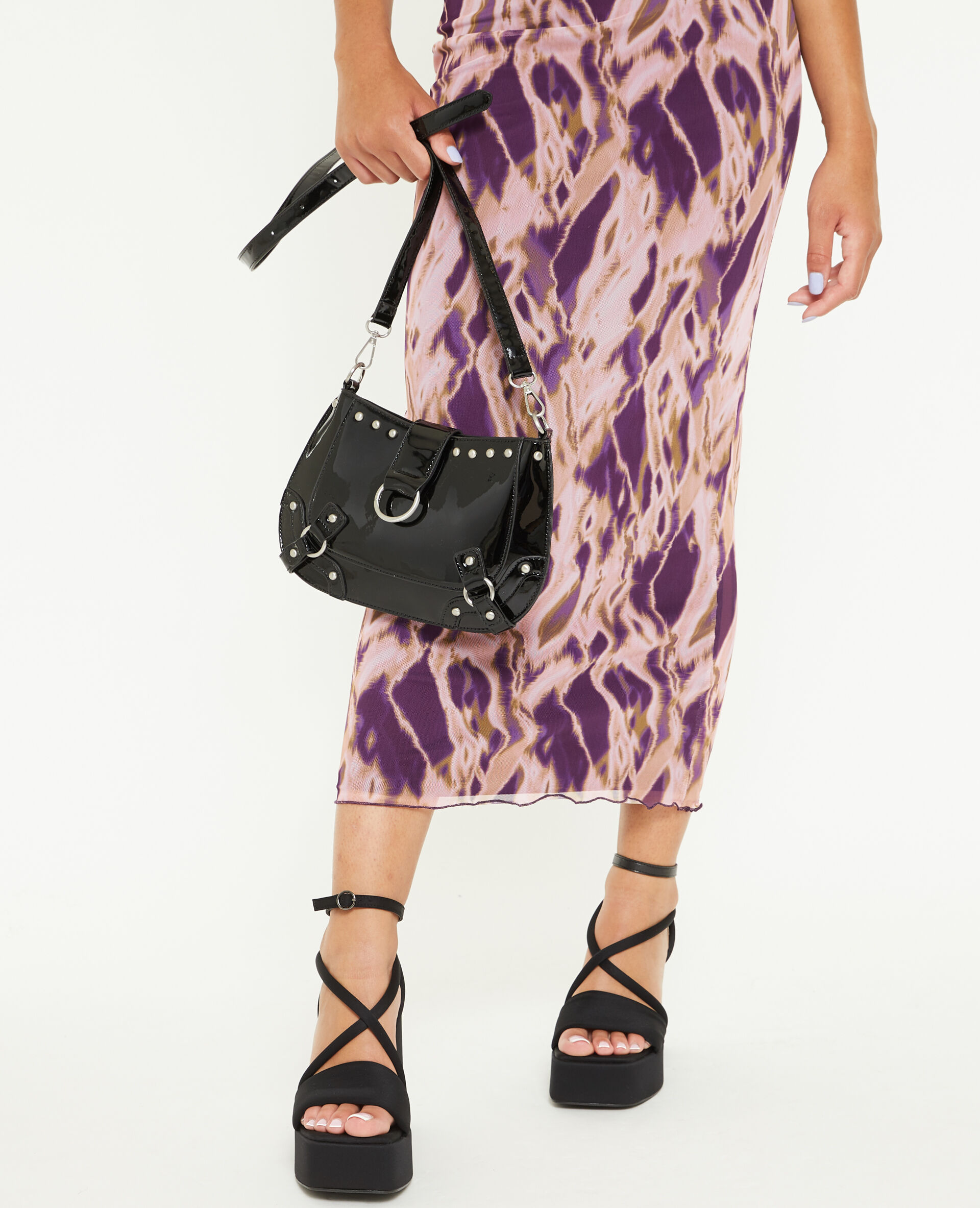Sac pochette anneaux et clous métalliques - Noir