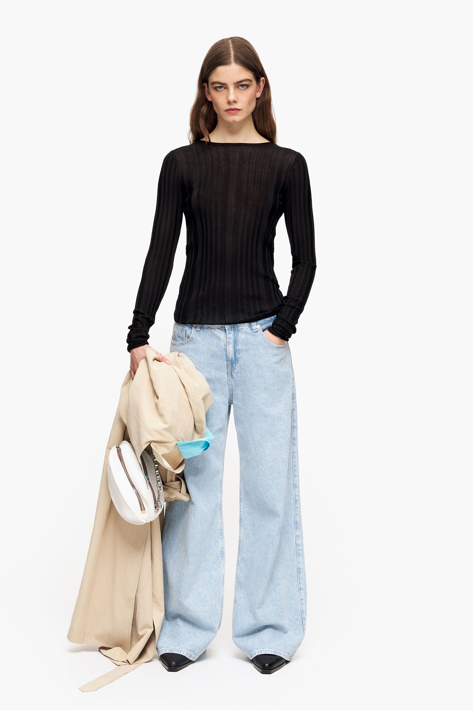 camisa preta justa