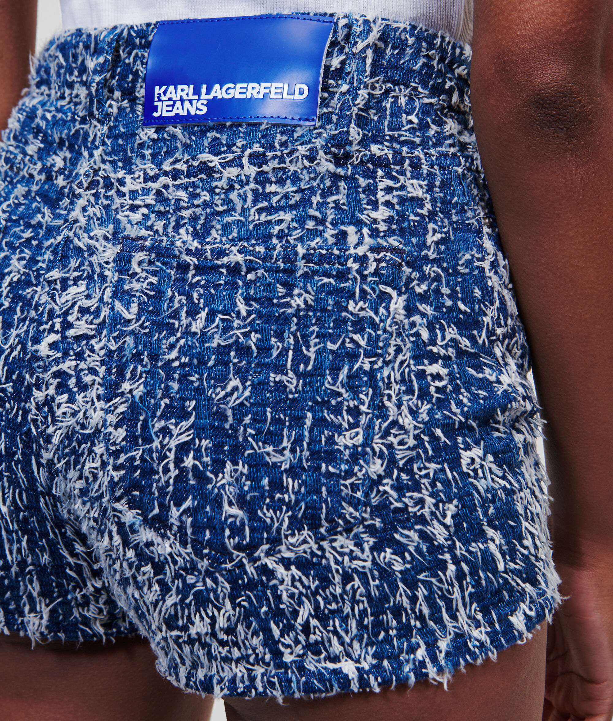 SHORT EN JEAN KLJ BOUCLÉ