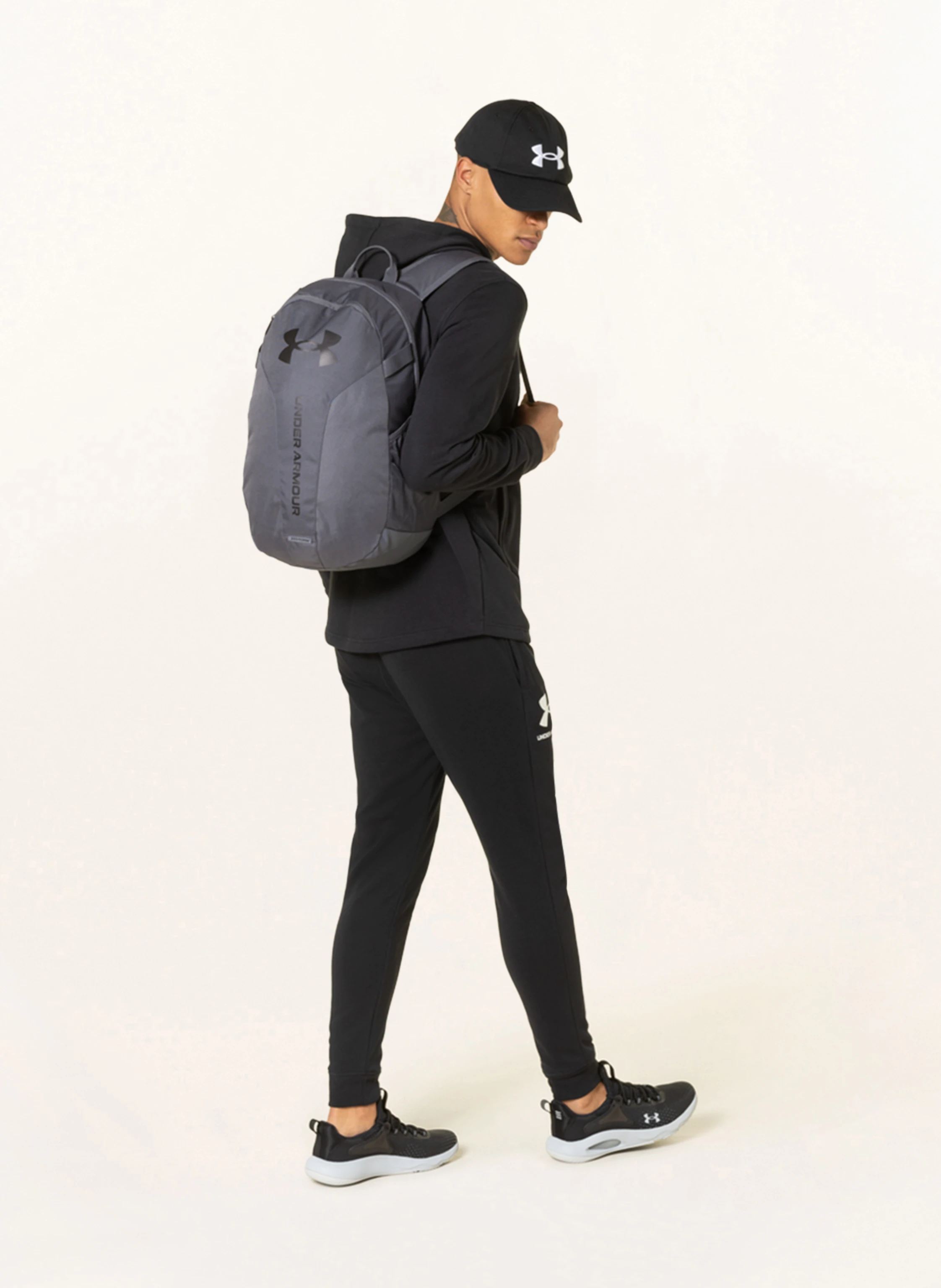 UNDER ARMOUR Rucksack HUSTLE LITE mit Laptop-Fach