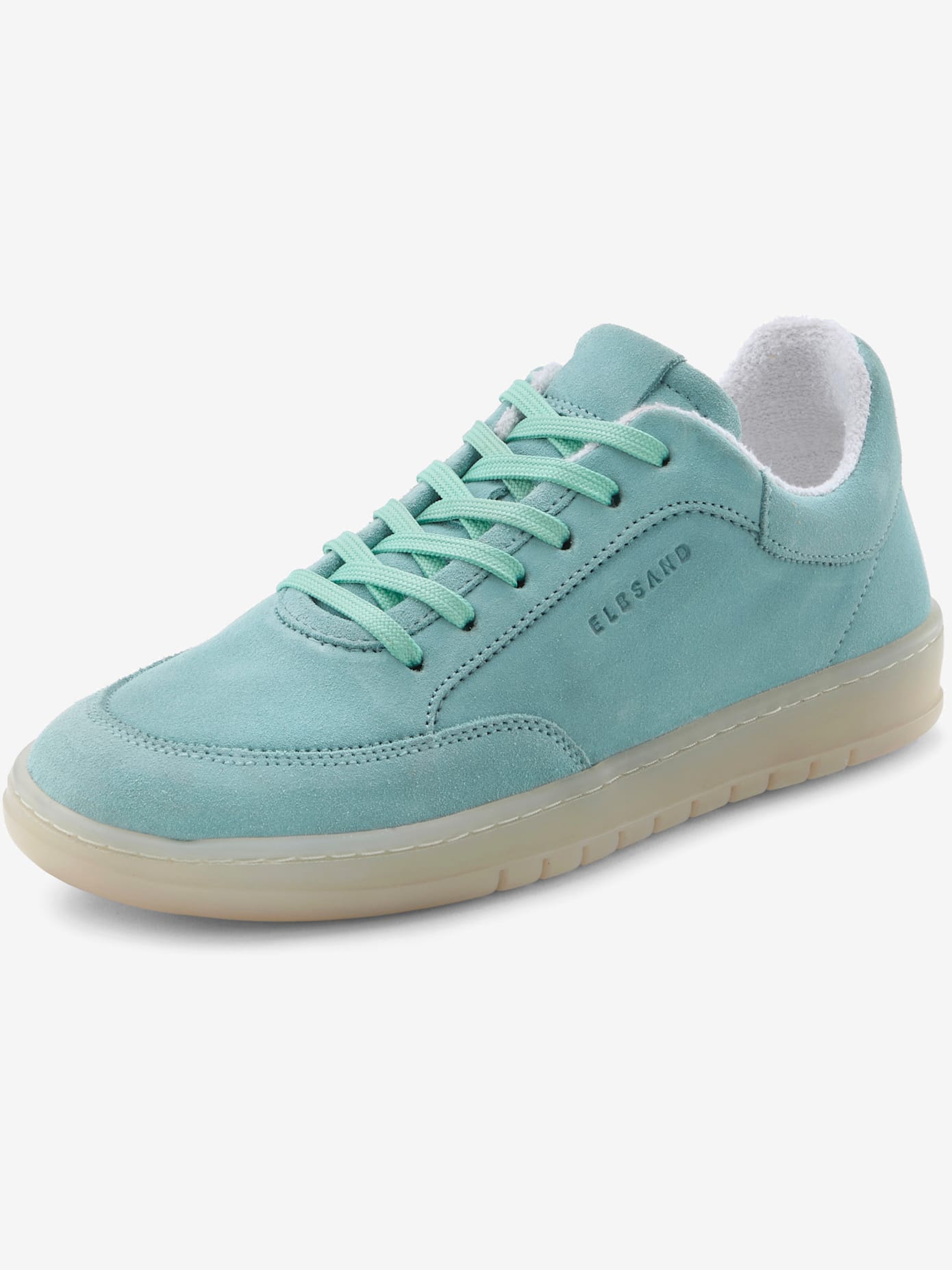 Baskets sneakers tendance et confortables en cuir doux de qualité