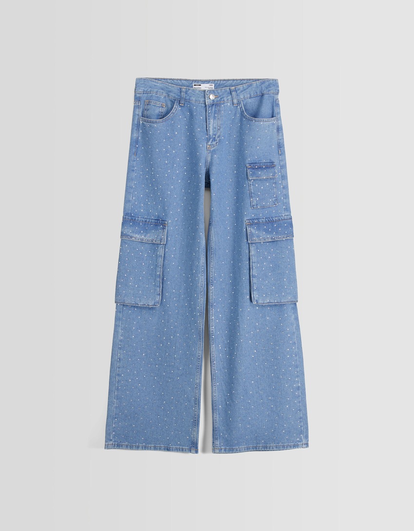 calça cargo com strass