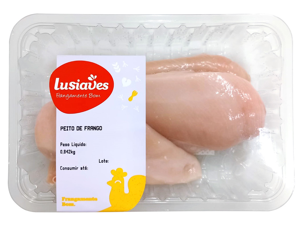 PEITO DE FRANGO LUSIAVES KG
