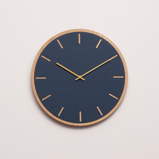Hemverk Oak Vægur, Smokey Blue/Gold, Ø28 cm