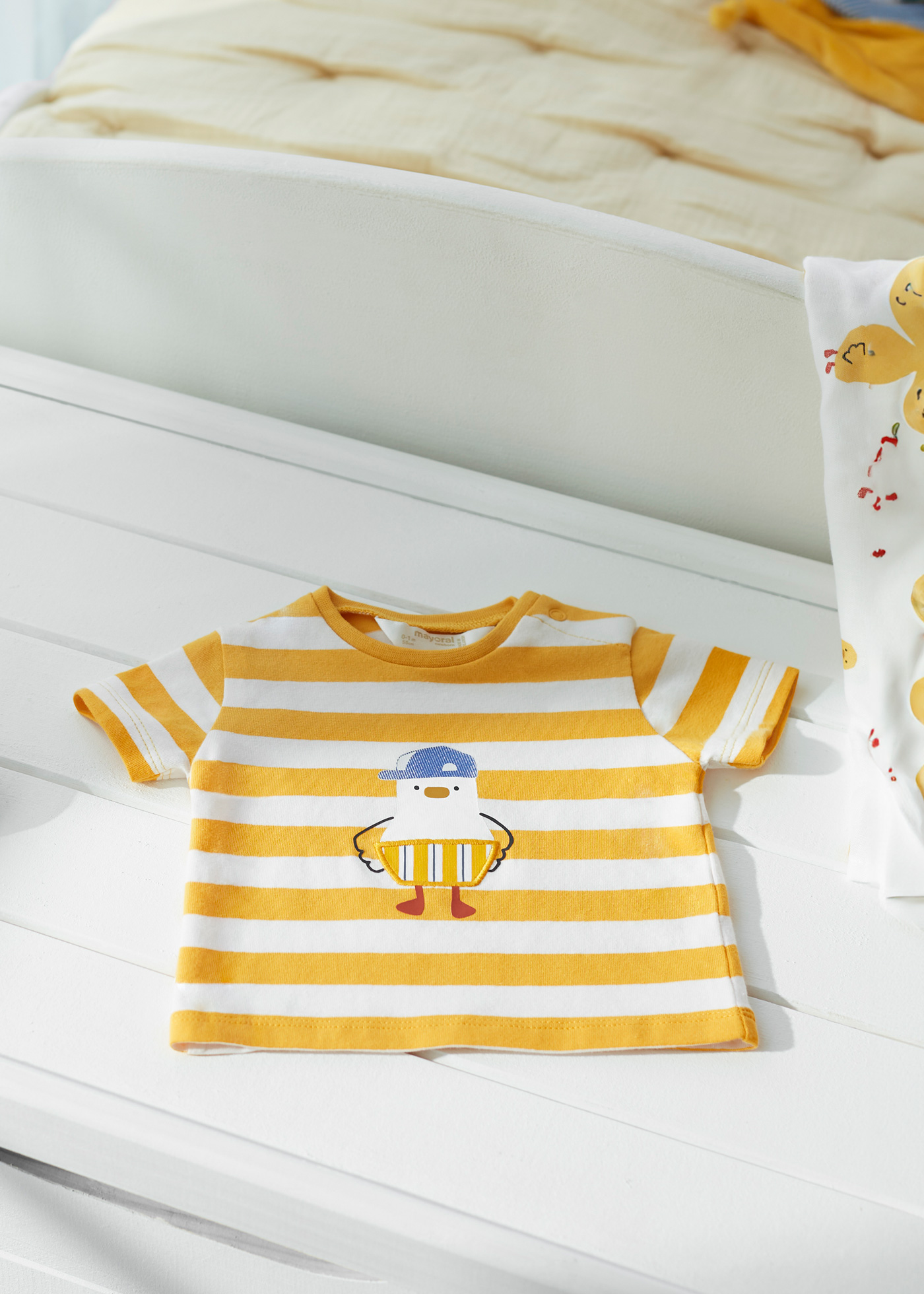 Camiseta Better Cotton para recém-nascidos com estampa de couve