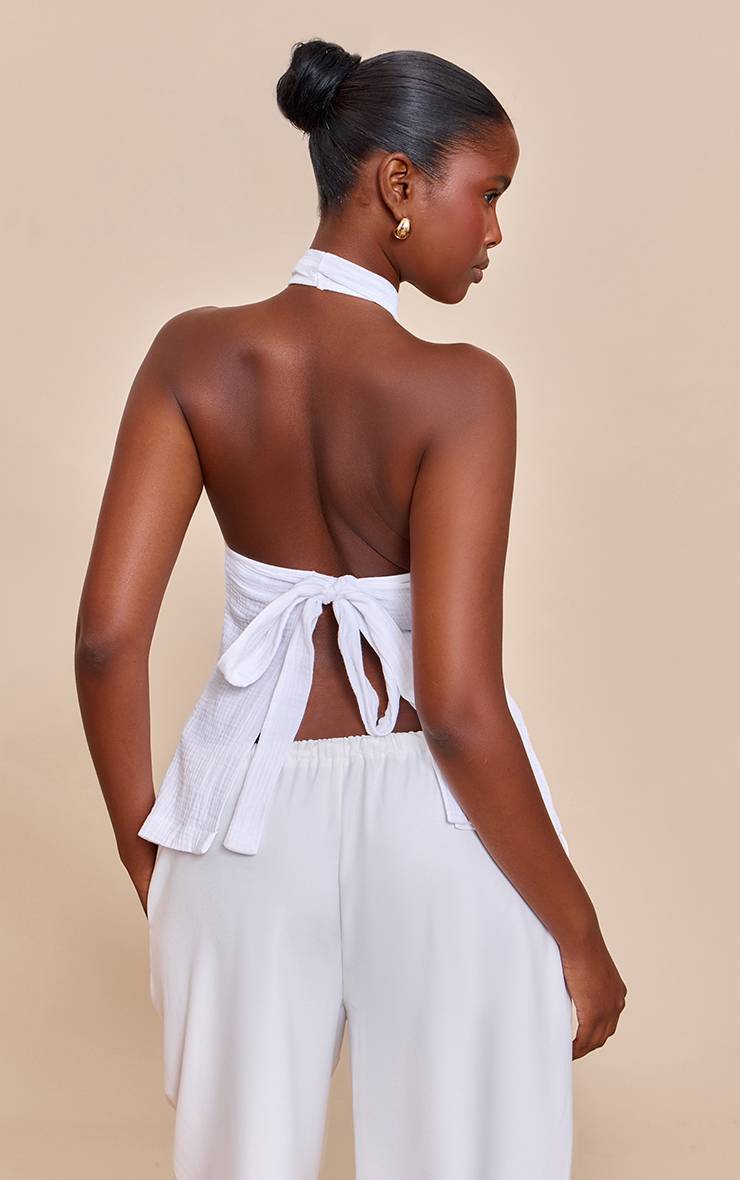 Blanc Top Léger En Tissu Tissé Avec Col Licou Et Détails De Finition