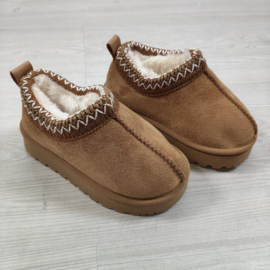 Keep it low & warm - camel (twinning)