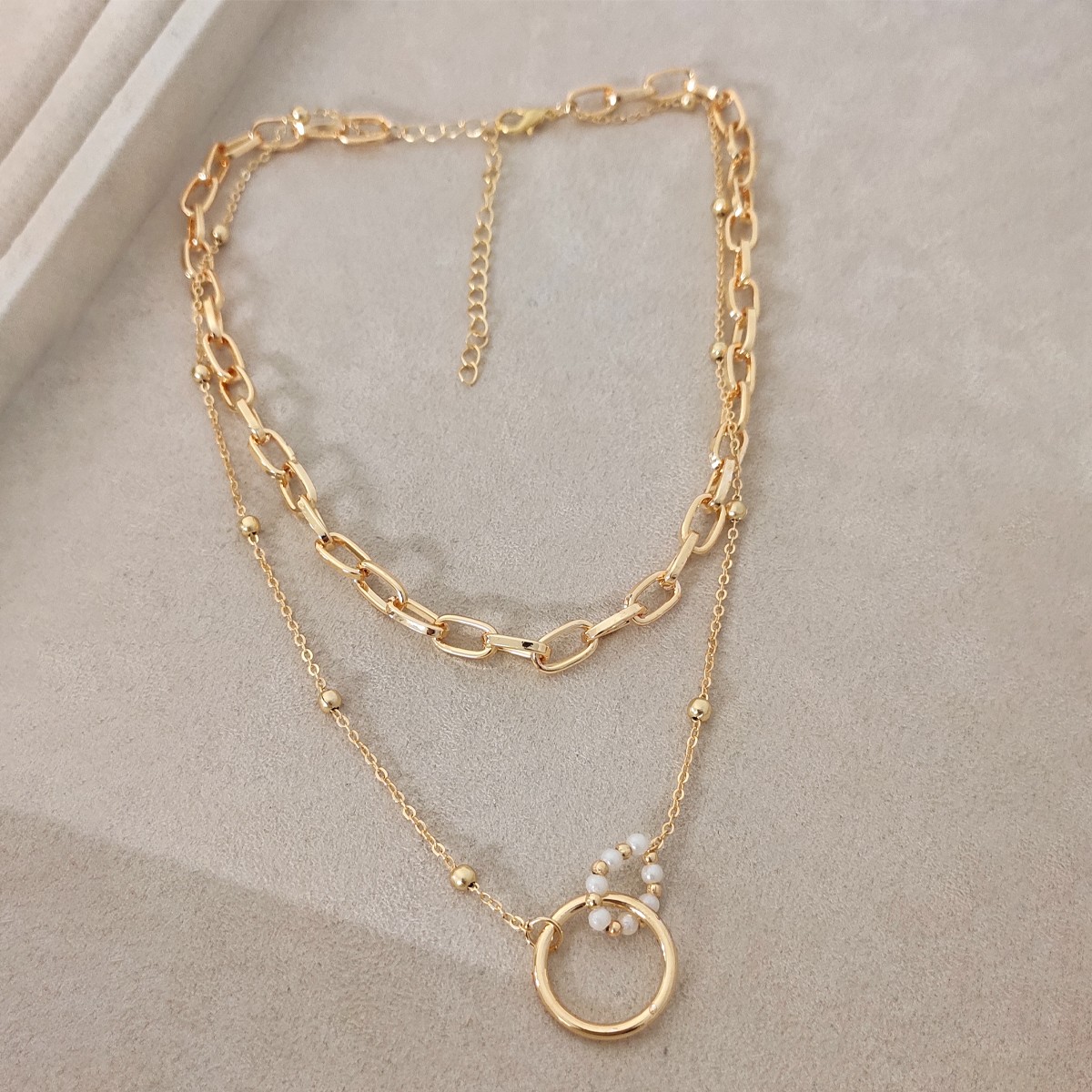 Collier à deux chaînes - Laiton plaqué or & perles