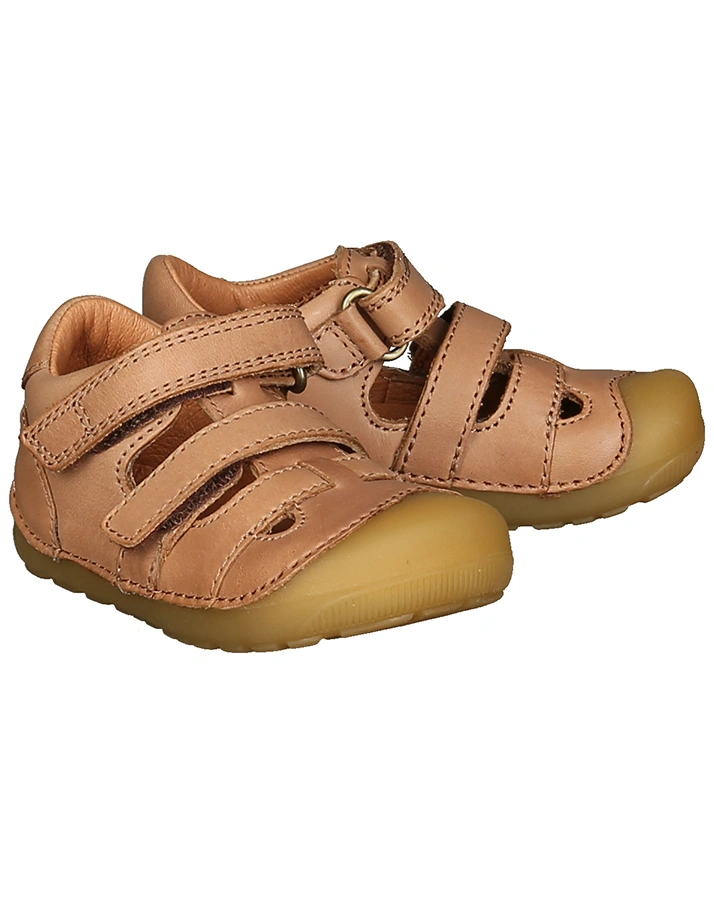 Lauflern-Sandalen PETIT SANDAL in karamel