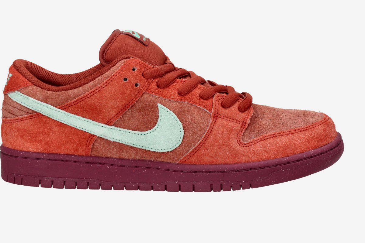 Nike SB Dunk Low Pro Premium Schuh (mystic red emerald rise)