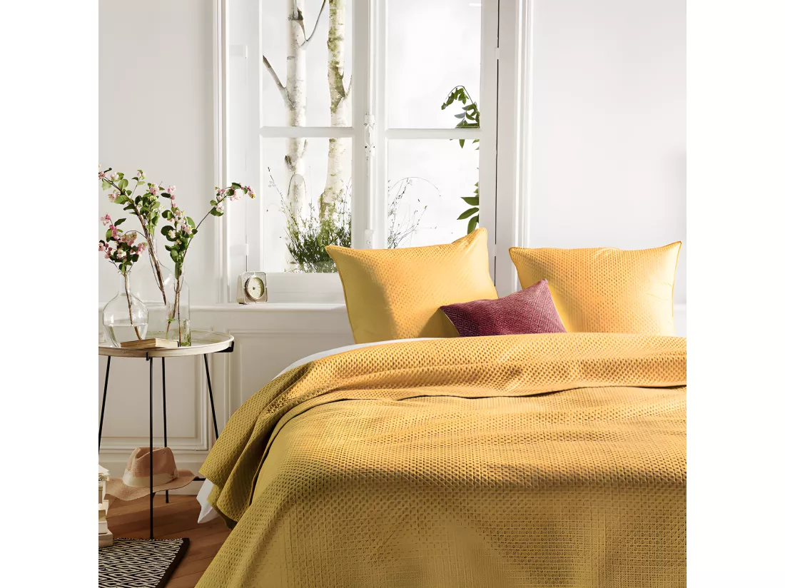 Dessus de lit 260 x 240 cm + 2 Taies 60 x 60 cm 