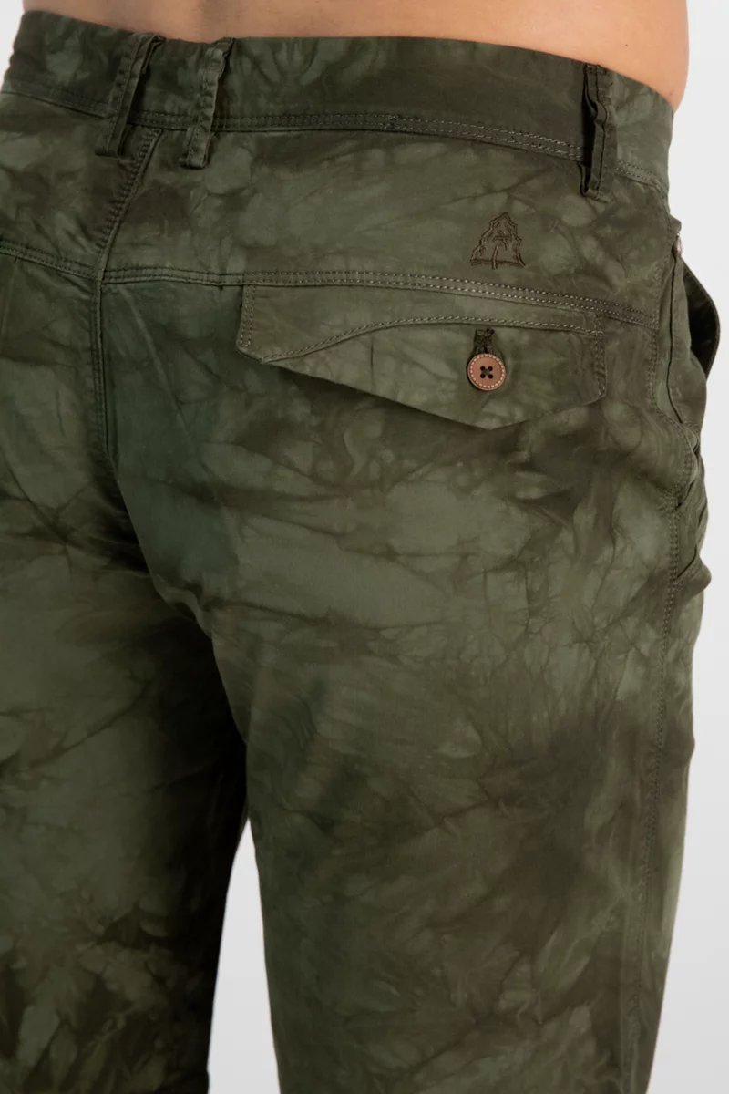 BEACH MOUNTAIN Herren Short