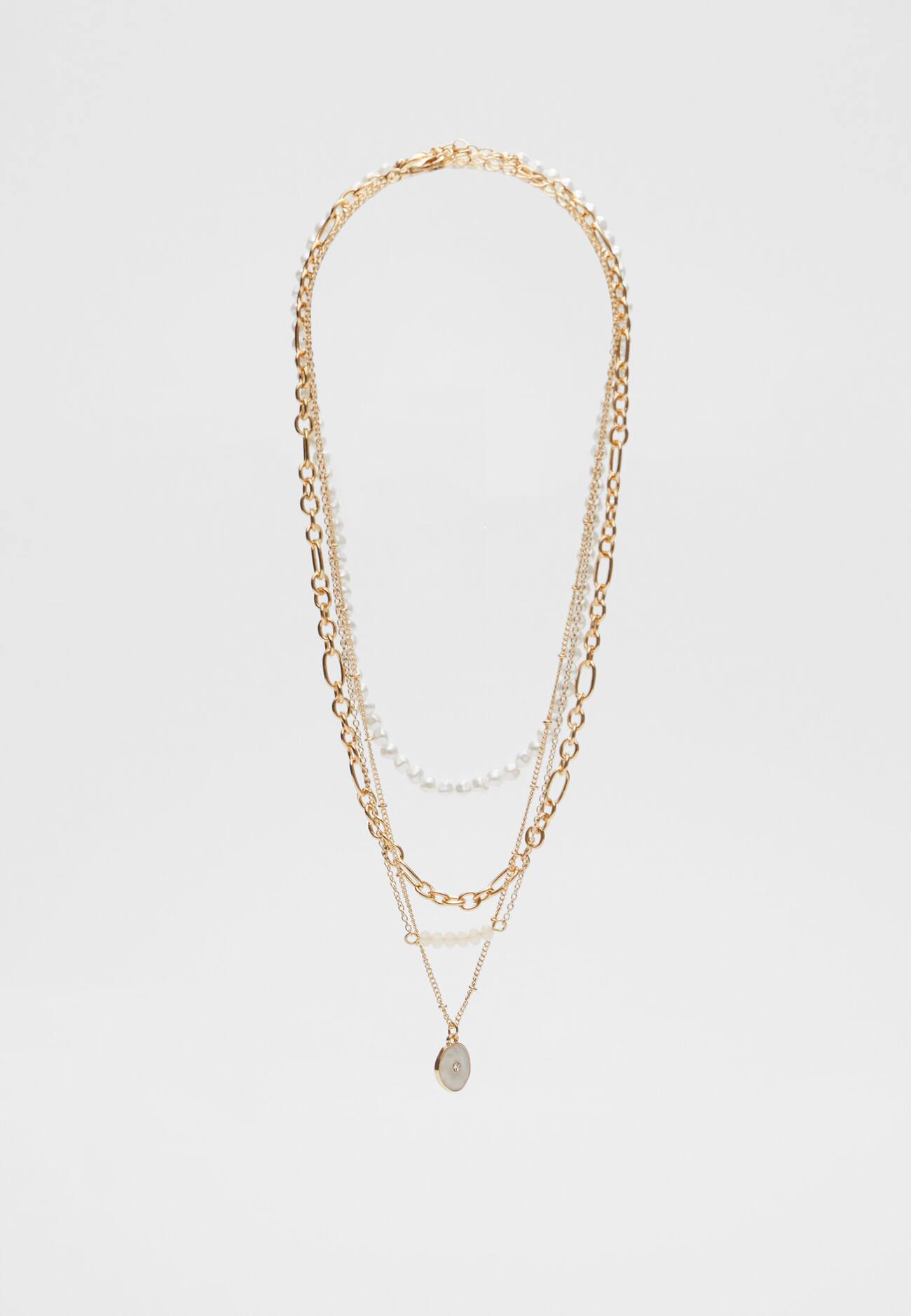 Conjunto de 4 colares com pedras e pérolas artificiais.
