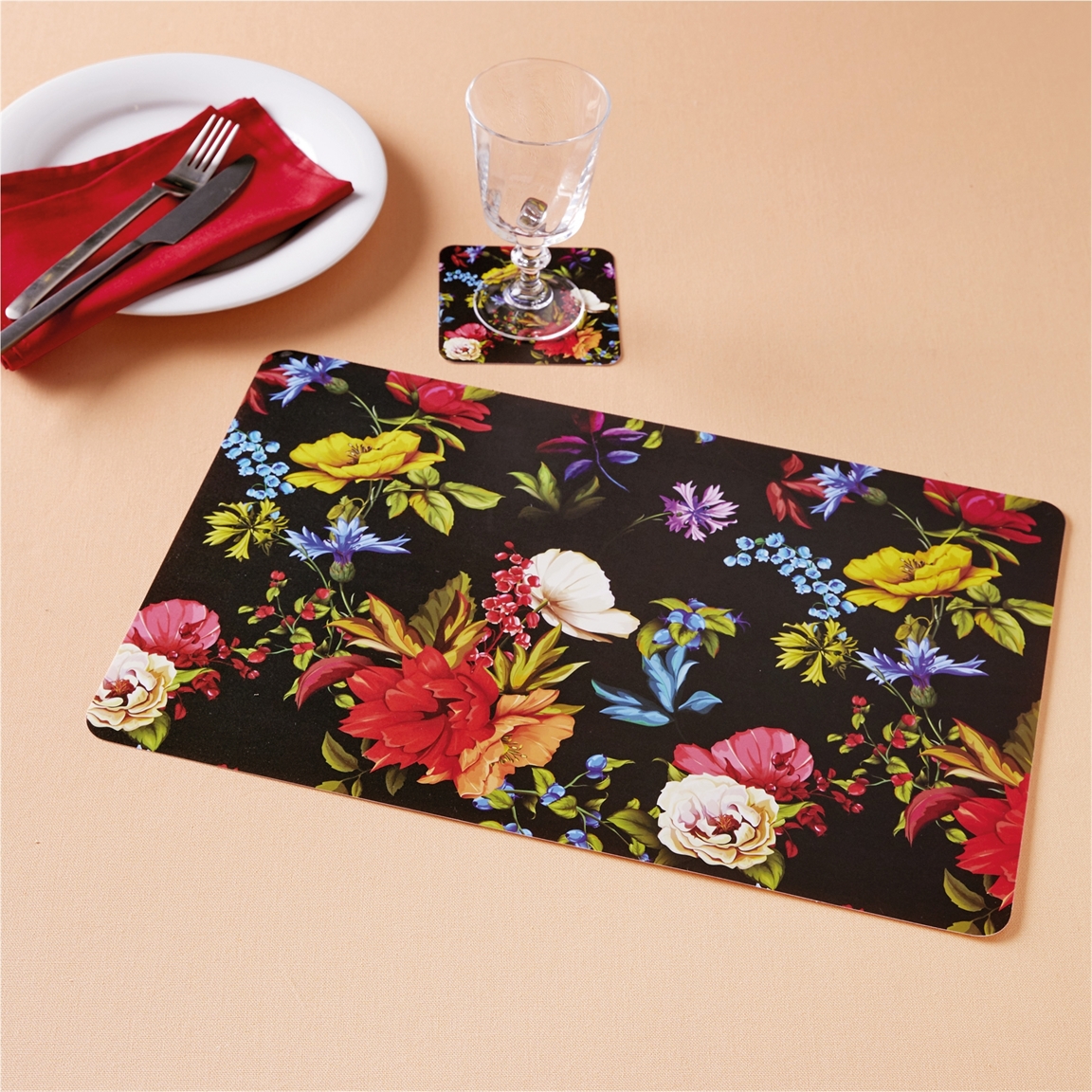 4 sets de table + 4 sous-verre fleuris rétro