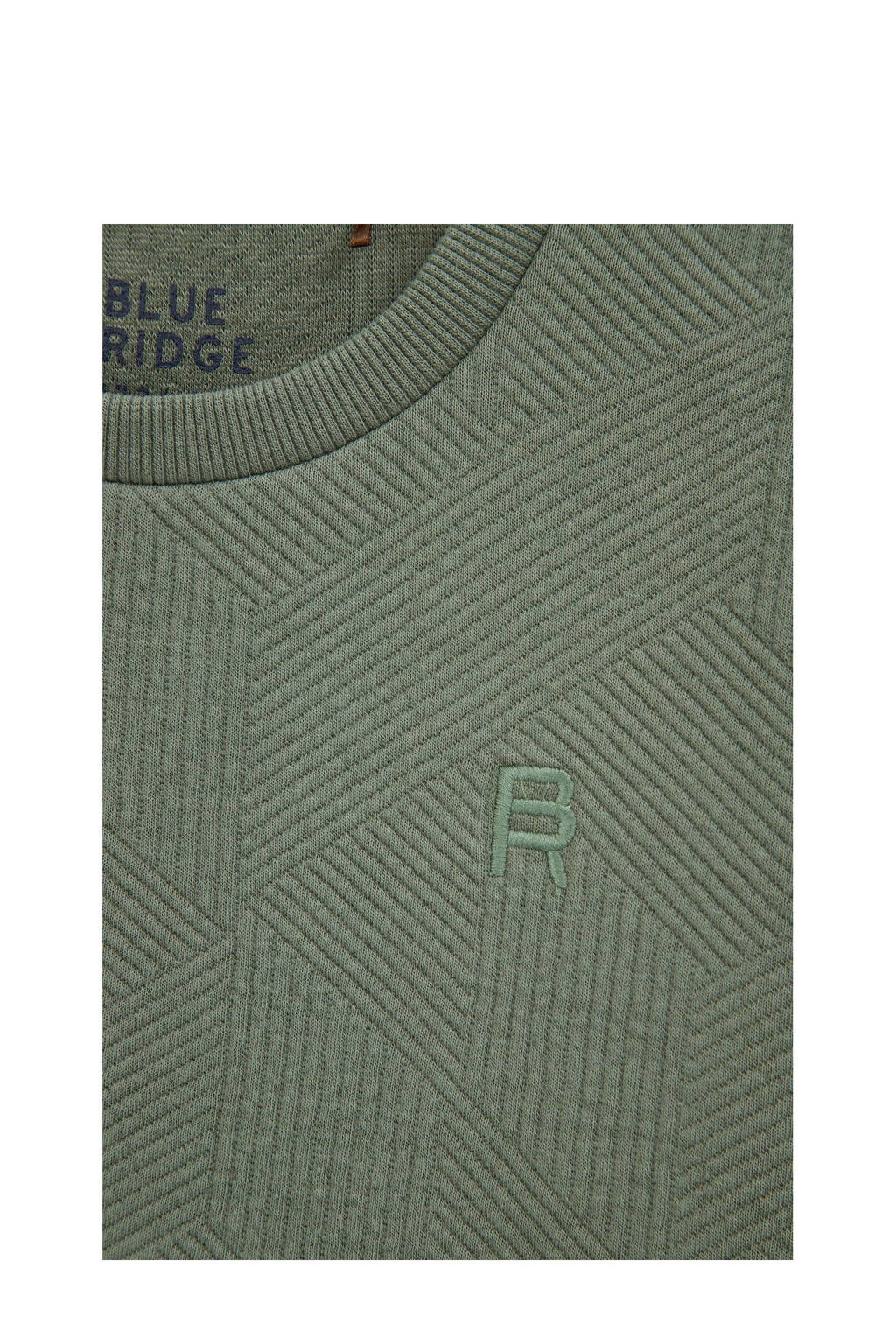 WE Fashion sweater