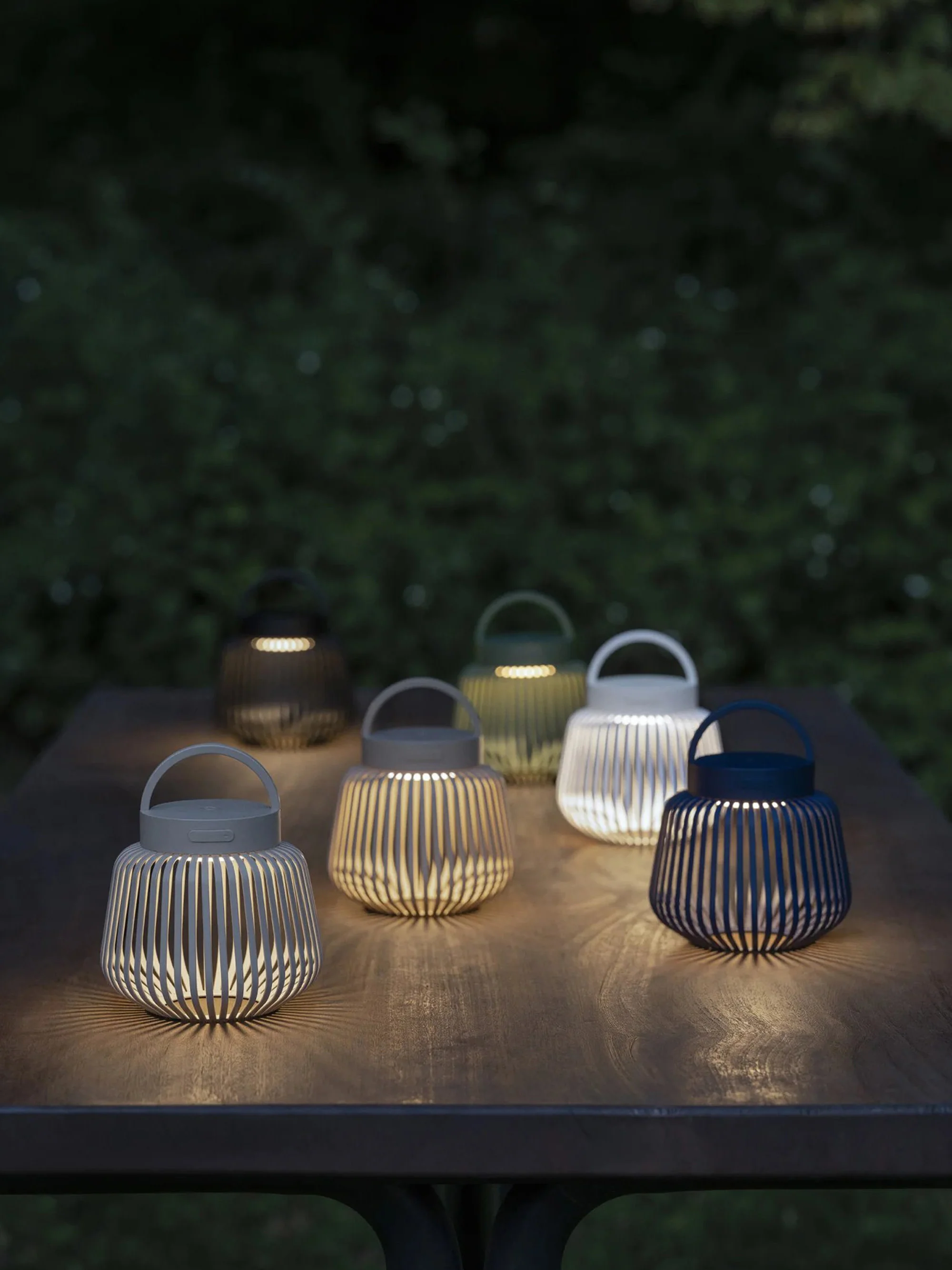 Draagbare outdoor LED-tafellamp Lito, H 12 cm