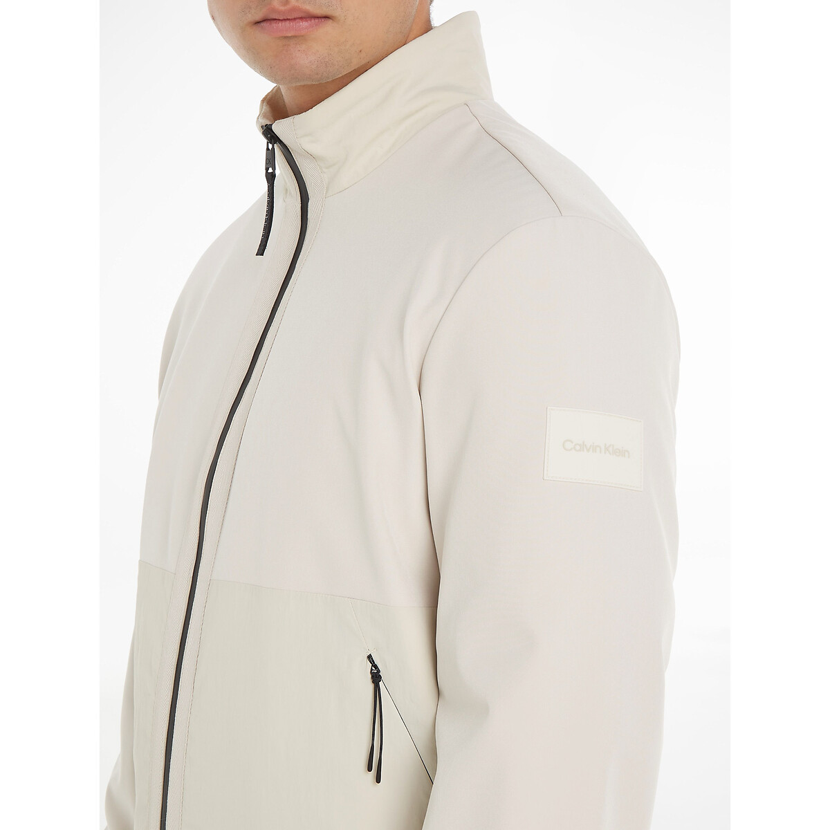 CALVIN KLEIN<br>Cardigã em 2 tecidos, sem capuz, softshell