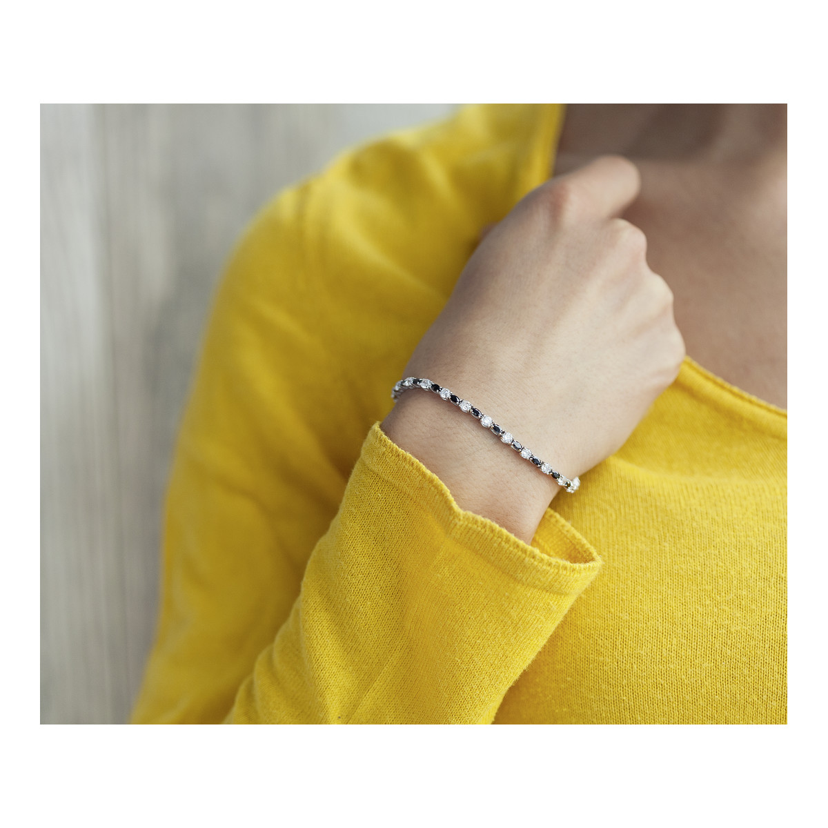 Bracelet argent 925 pierres imitation noires et zirconias 18 cm