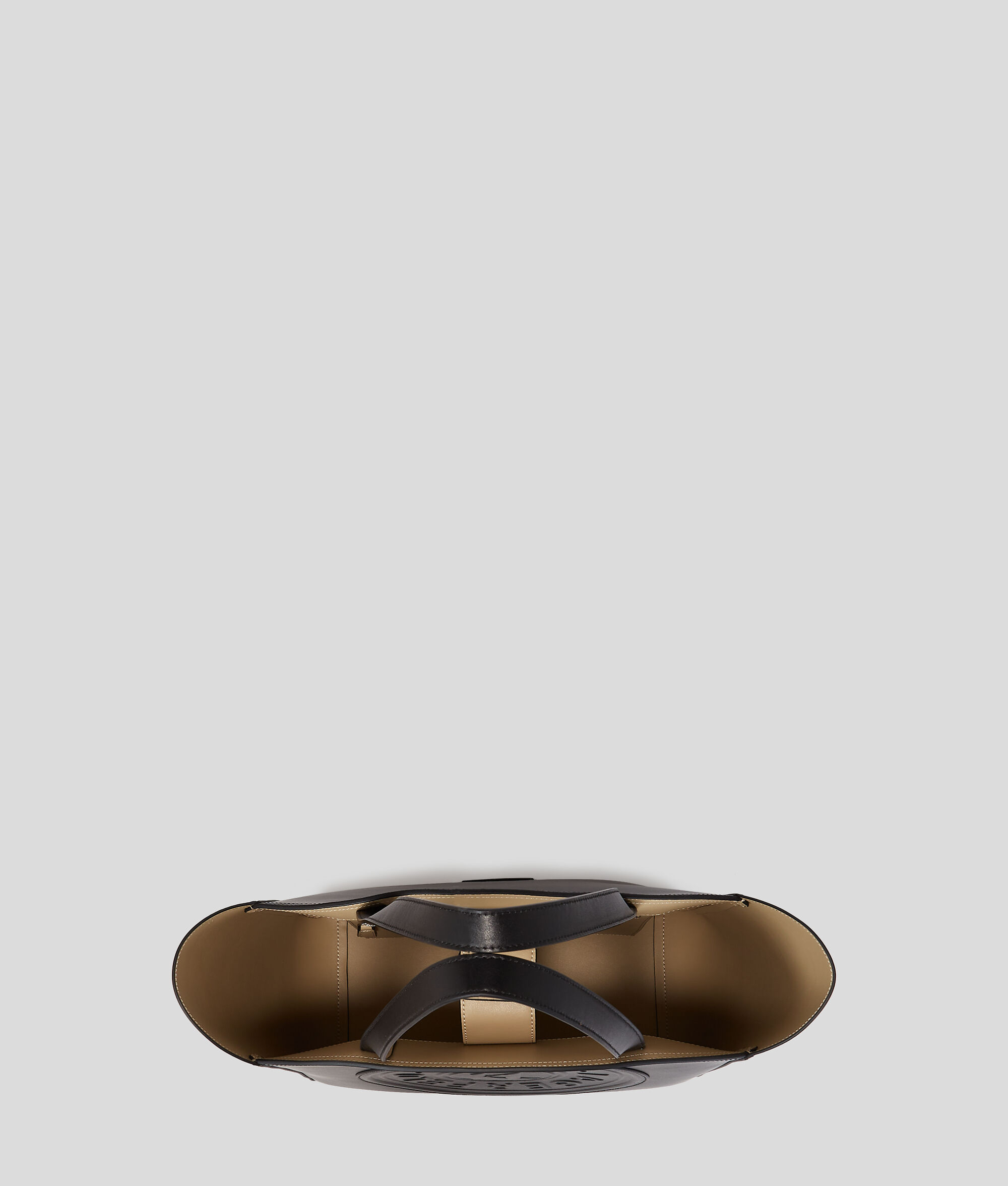 GRAND CABAS AVEC LOGO EN RELIEF K/CIRCLE