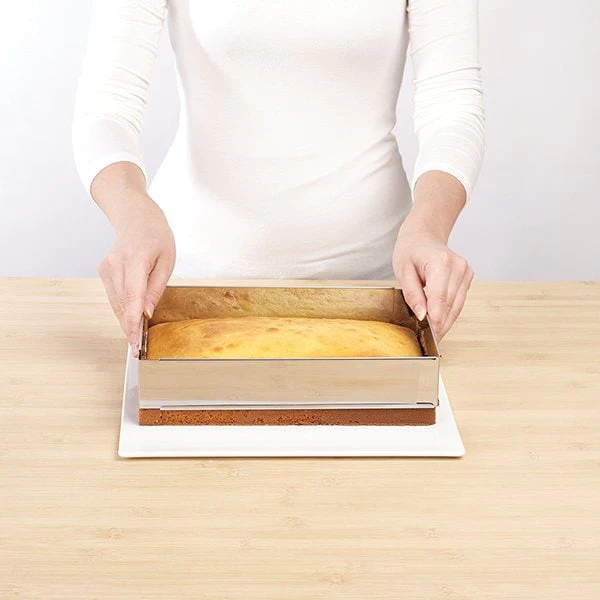 Lot rectangle à gâteau extensible et spatule à gâteaux Mathon