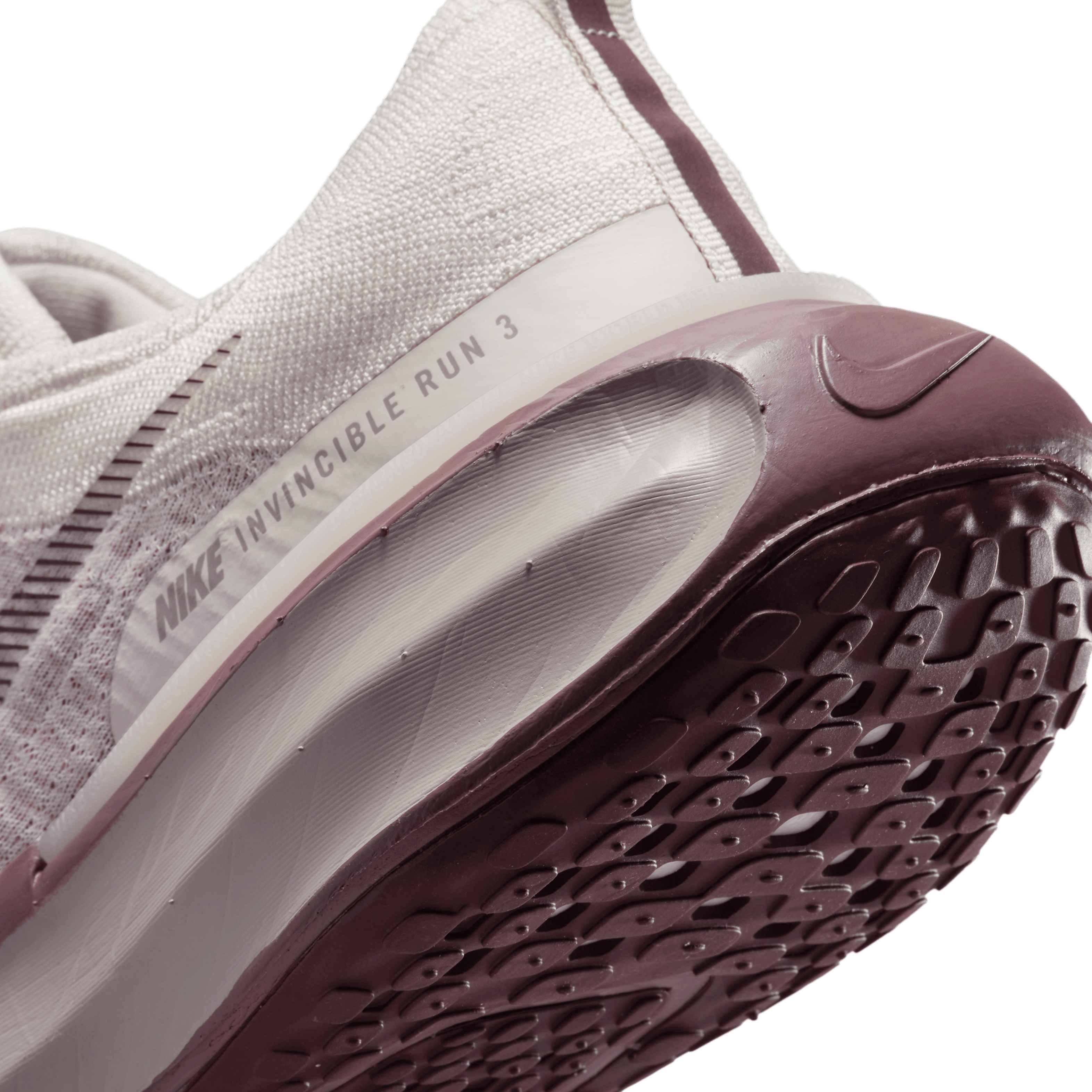 nike nike invincible 3 men s road r 18 dr2615 010