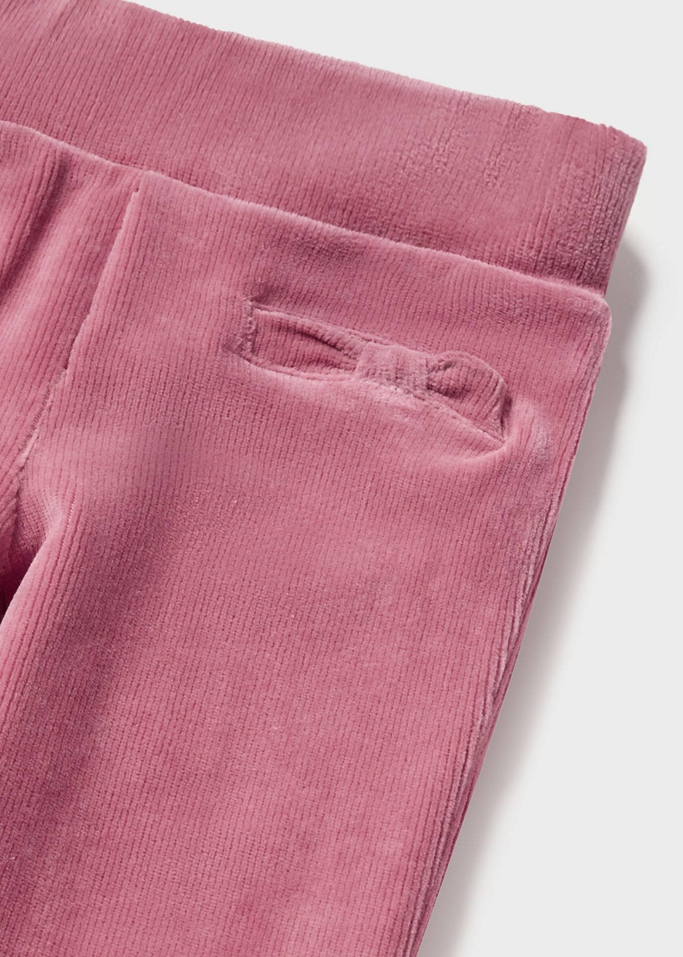 Calças skinny de veludo cotelê para bebês