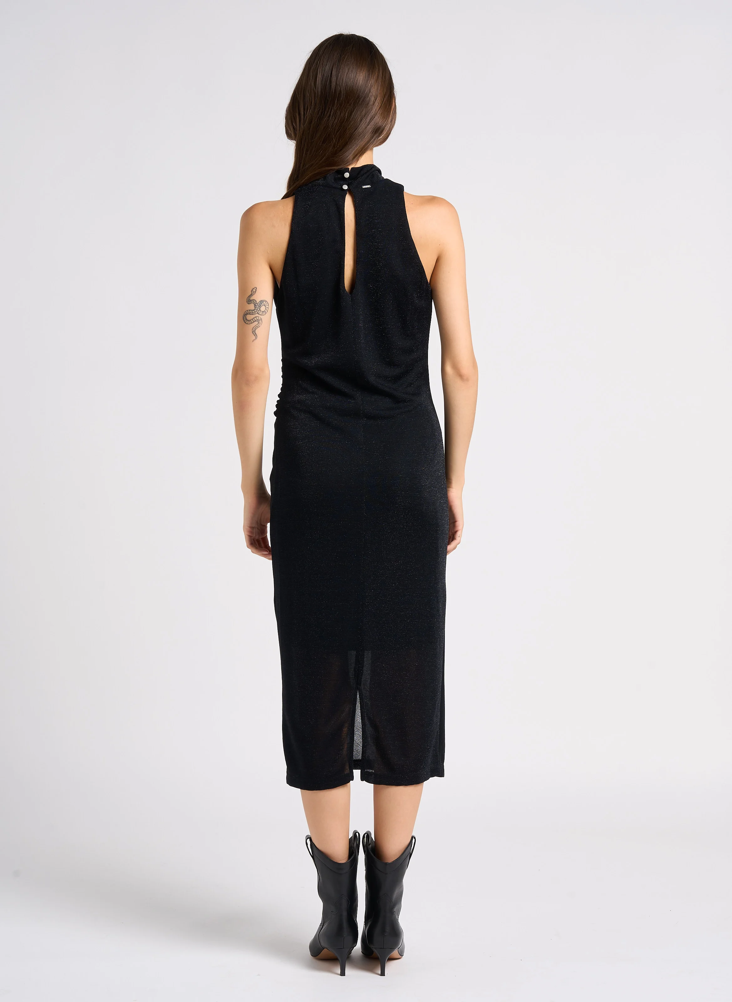 Robe midi ajustée col montant pailletée | Noir