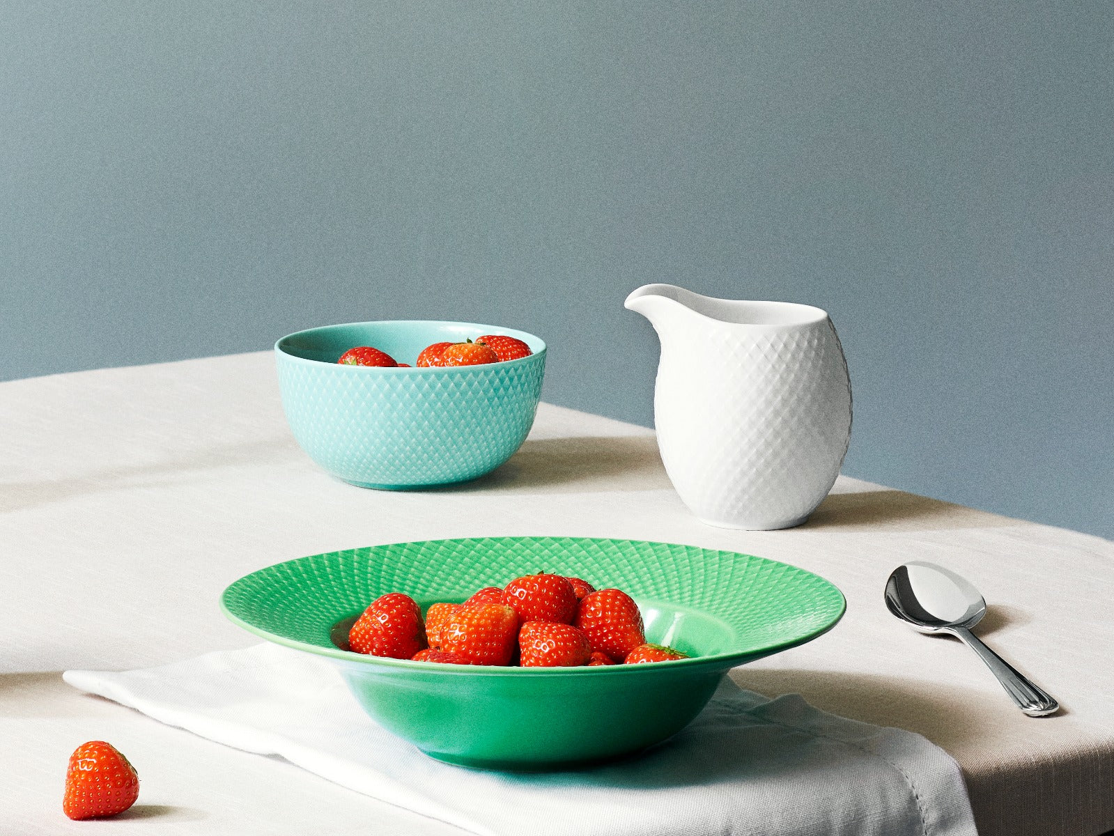 Lyngby Porcelæn  Rhombe Color æggebæger, grøn - H: 4,5 cm.