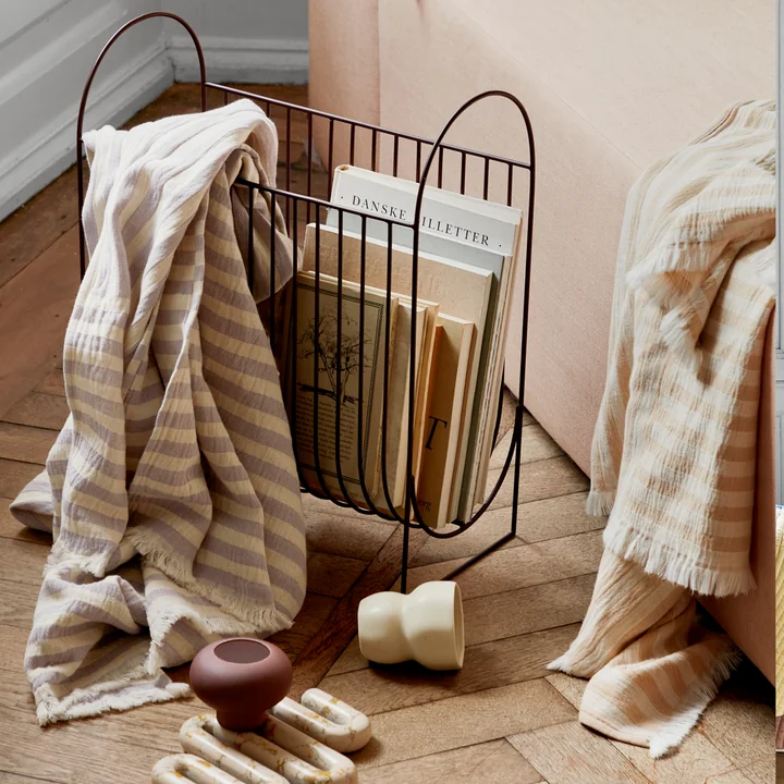 Broste Copenhagen - Maggie Magazinhalter, puce aubergine