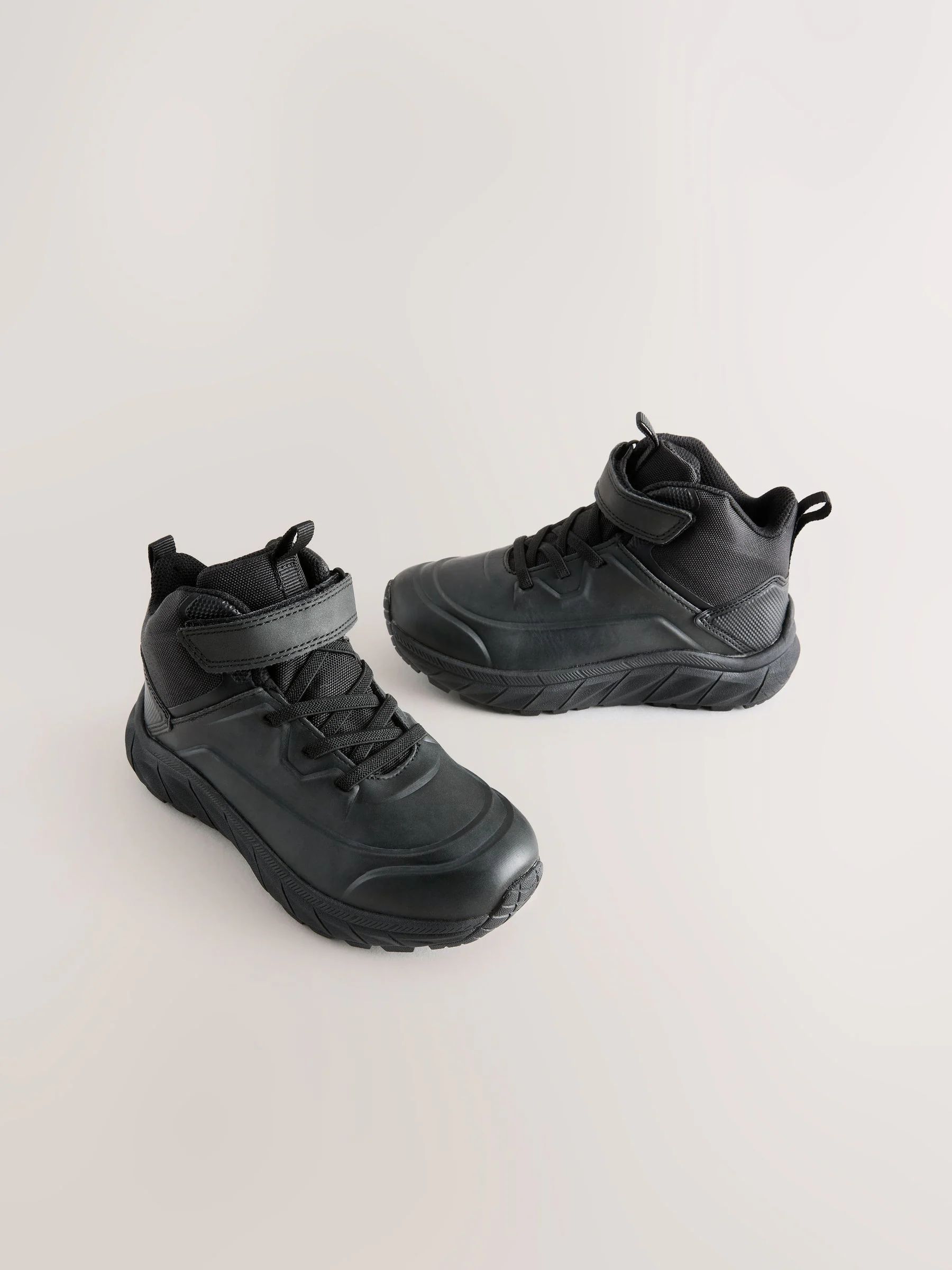 Zwart - Water Resistant Hiker Boots