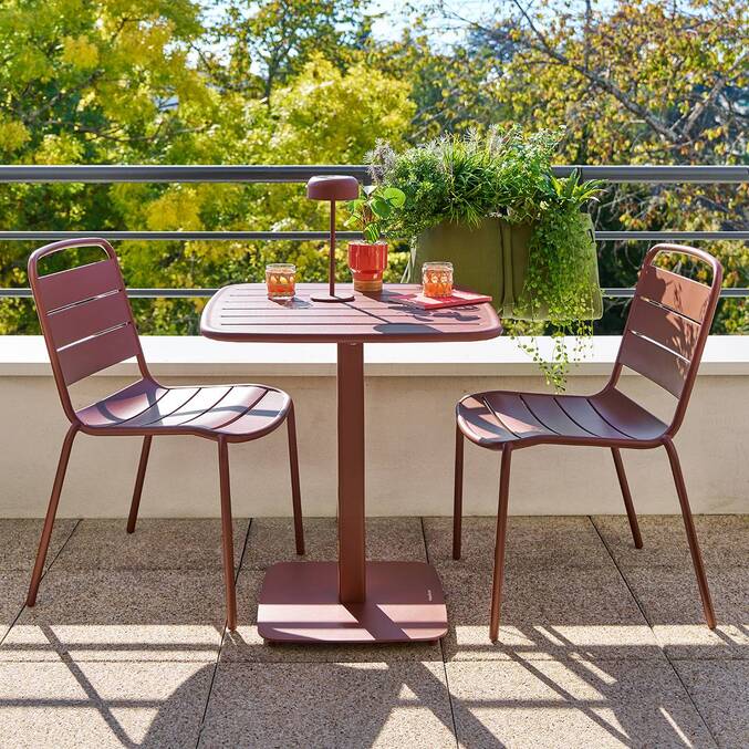 Table de jardin carrée ALEGORIA Acajou