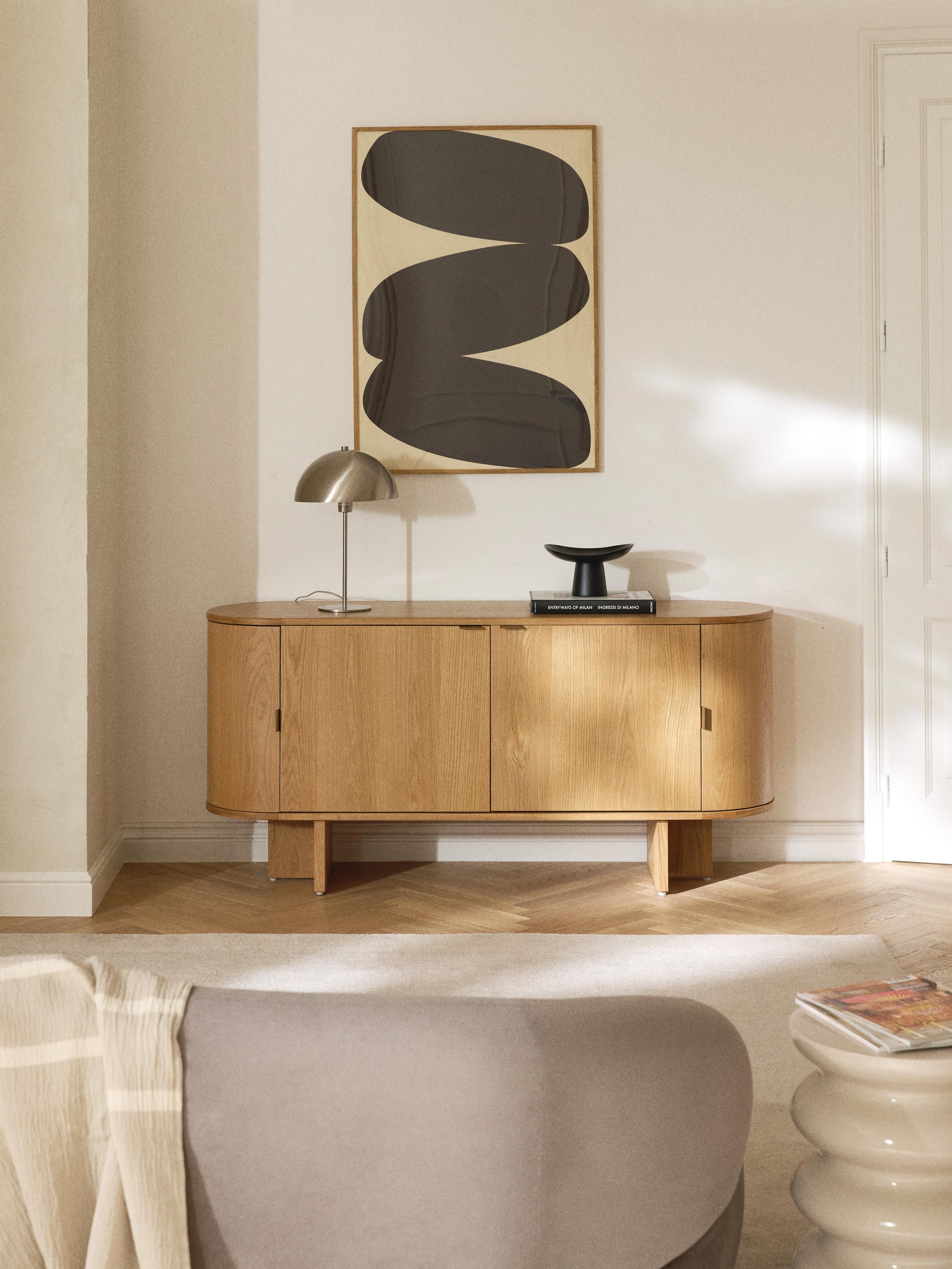 Houten dressoir Zumi met afgeronde hoeken