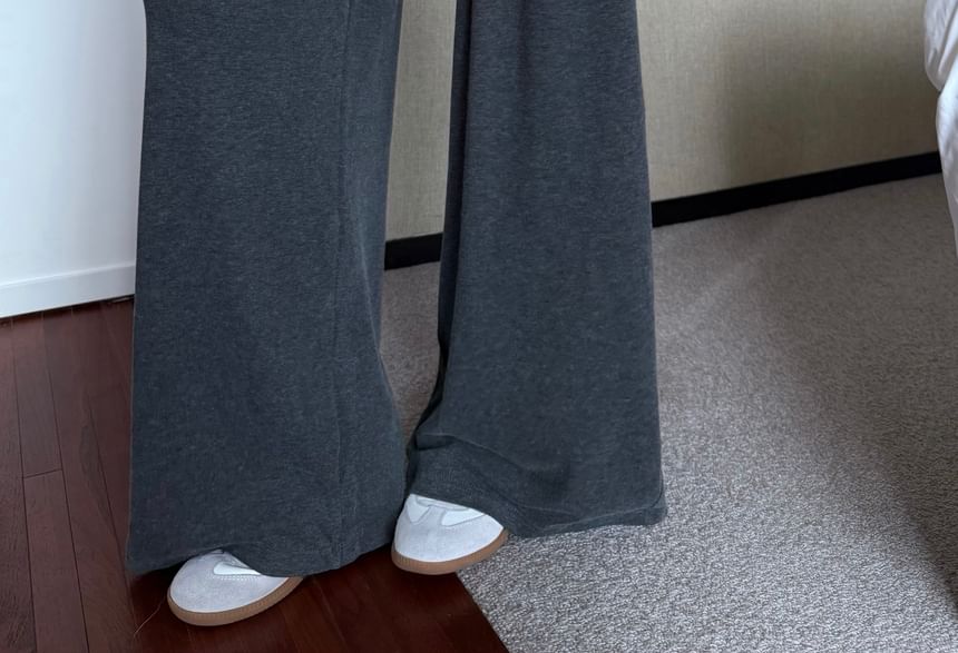 Strawolf - Details One-Shoulder Plain Tee / Drawstring Wide-Leg Pants