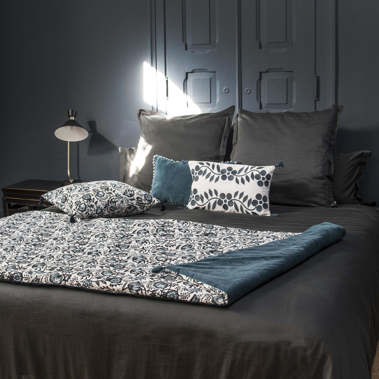 Febronie Housse de coussin Carma bleu peacock