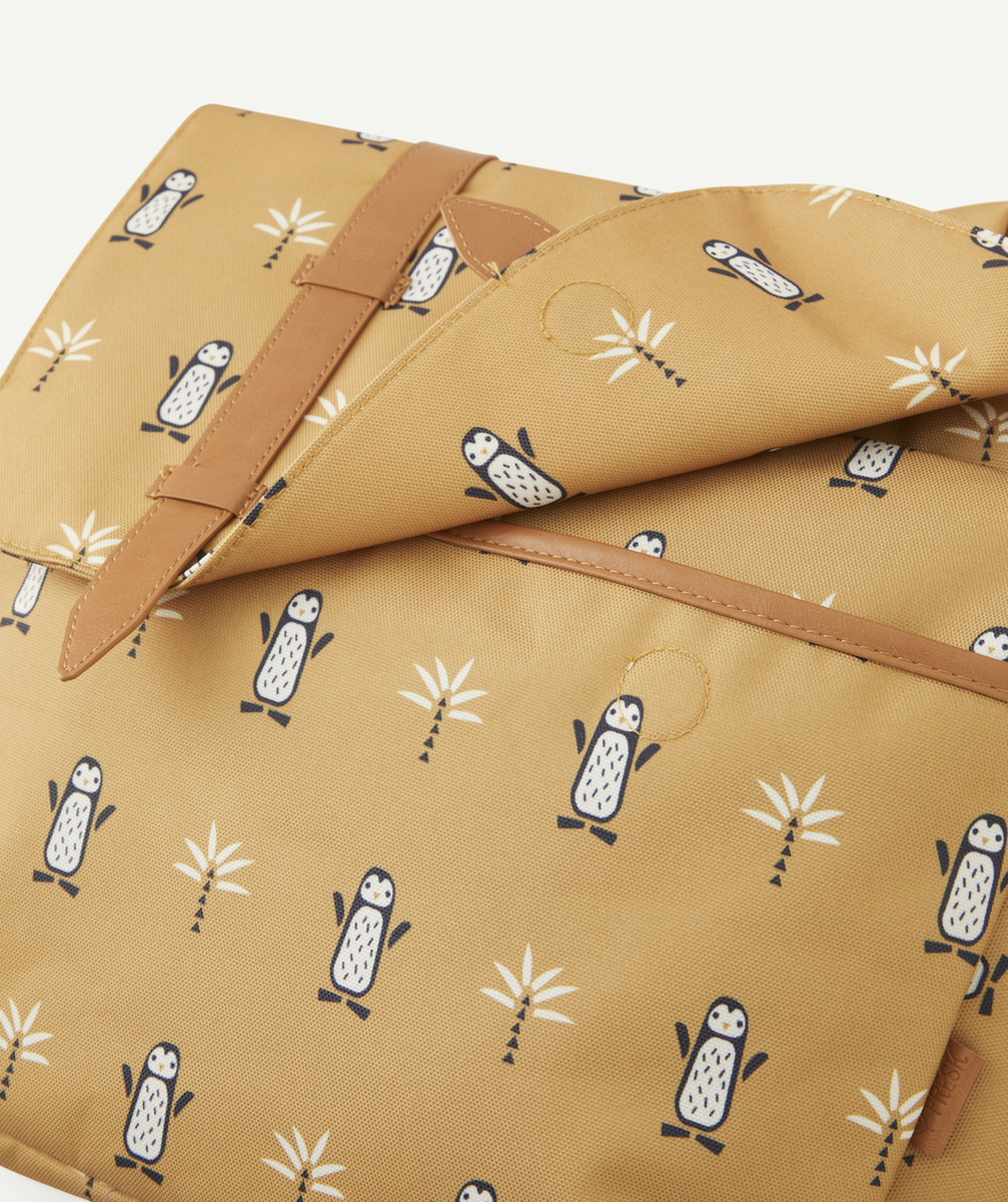 FRESKCARTABLE MOUTARDE AVEC IMPRIMÉ PINGOUIN EN PLASTIQUE RECYCLÉ