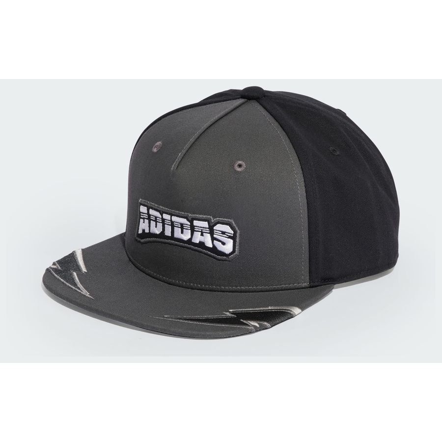 Adidas Original Casquette graphique visière plate Adilenium