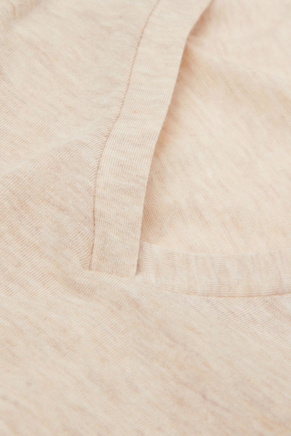 Blusa com decote em V em Modal Ultraleve com Caxemira