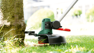 Bosch - Universal GrassCut 18V-26 (oplader og batteri inkluderet)
