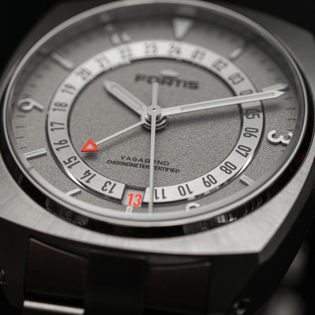 Fortis Vagabond V-40 GMT Stormy Gray