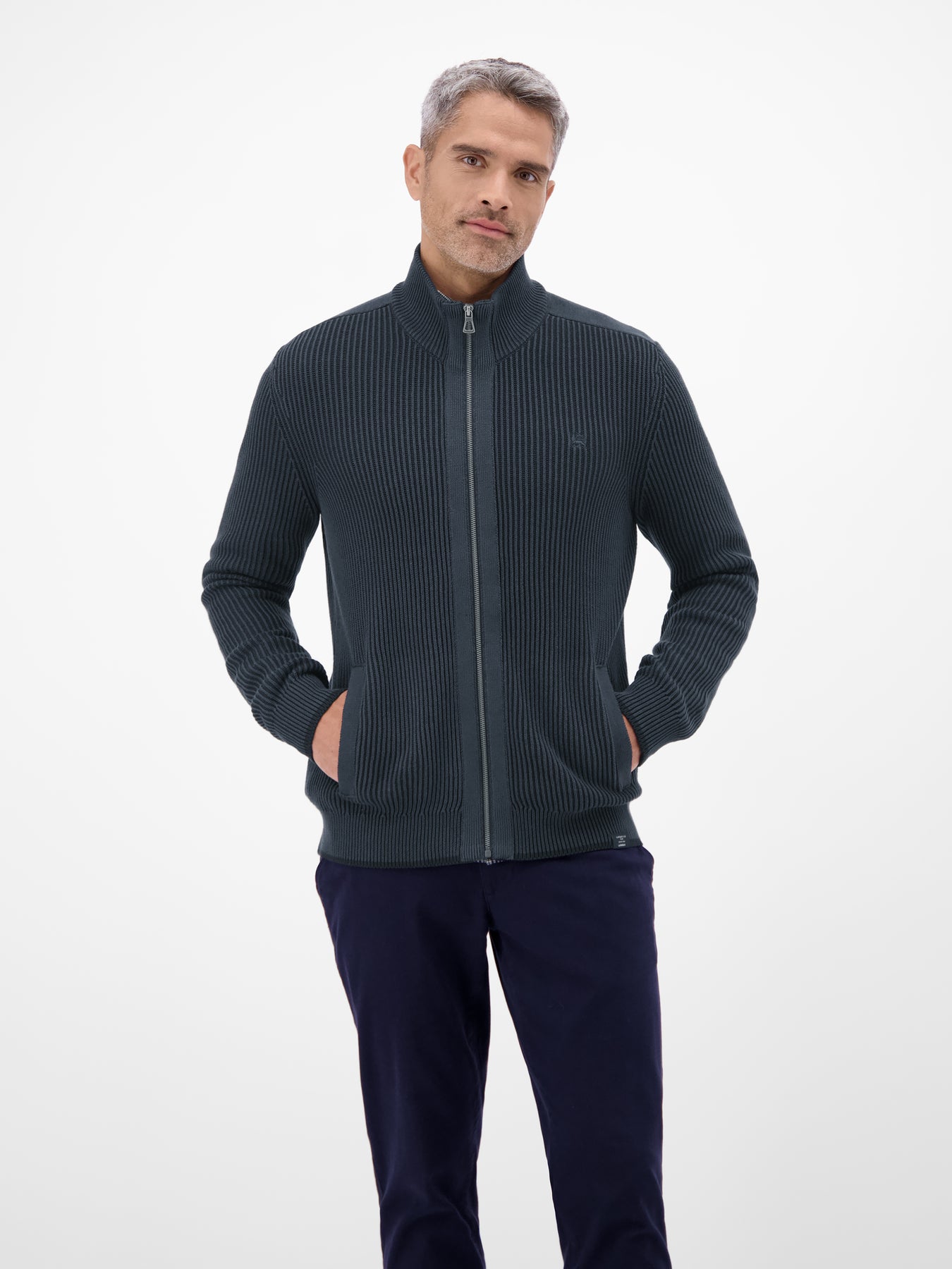 Herren Strickjacke - casual, modisch und bequem