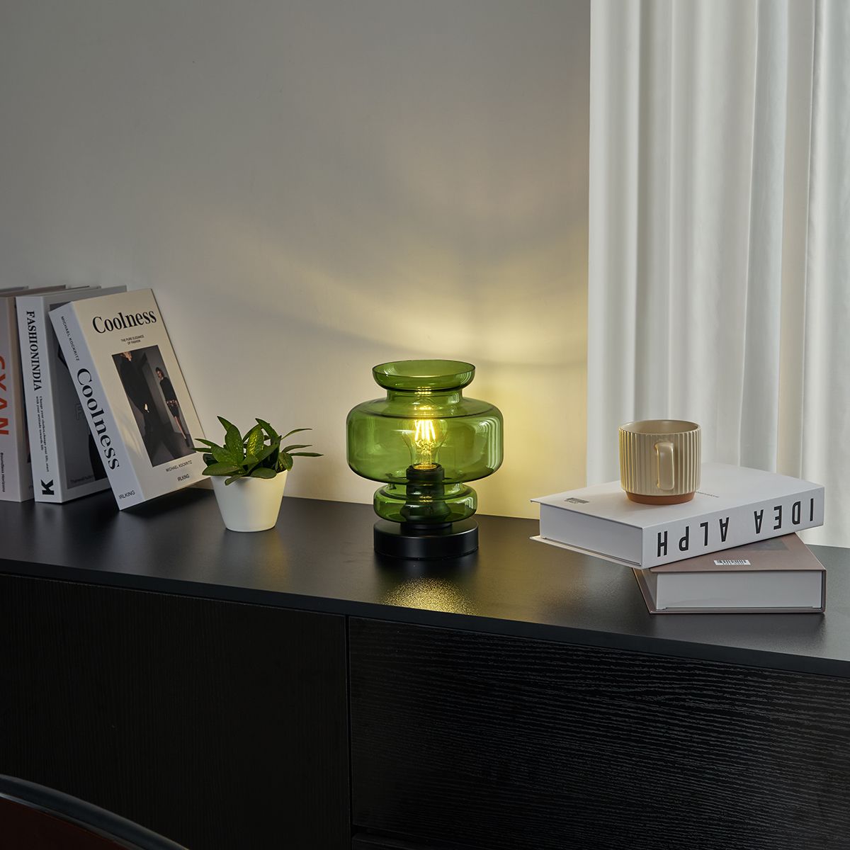 Retro tafellamp zwart met groen glas - Denise