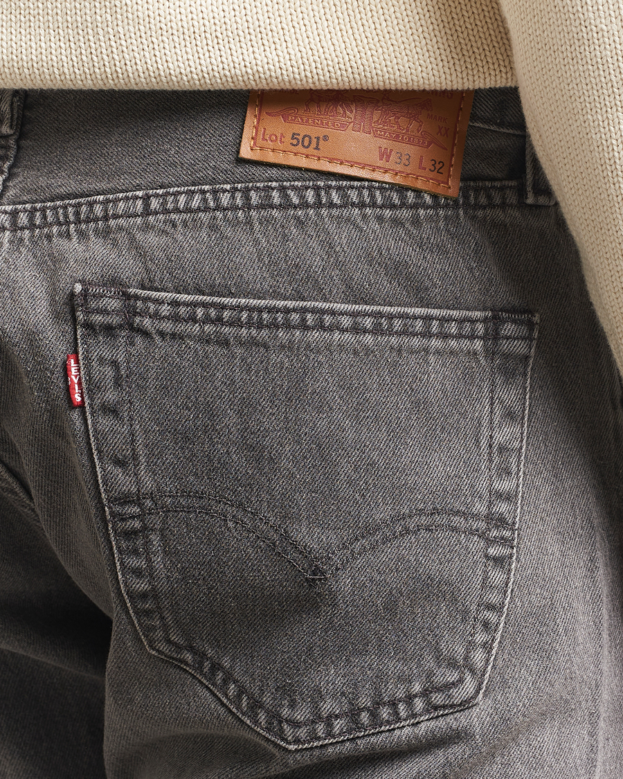 Levi's 501 Original Jeans Walk Down Broadway