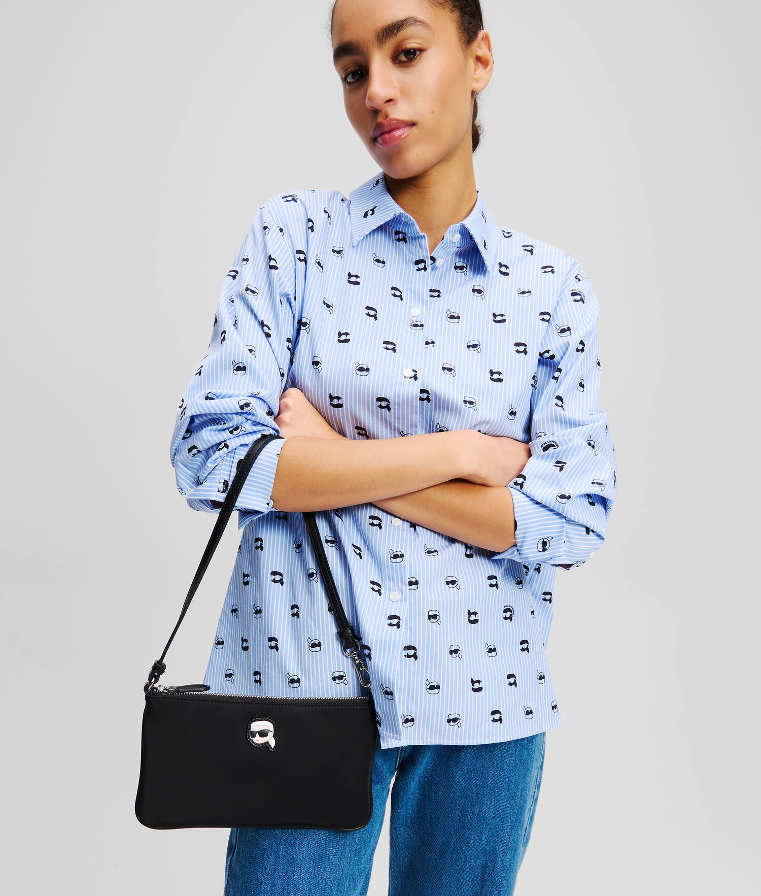 POCHETTE PORTÉ ÉPAULE EN NYLON IKON - Noir