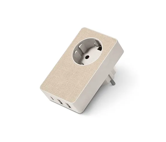 4-in-1-USB-Steckdosen-Adapter
