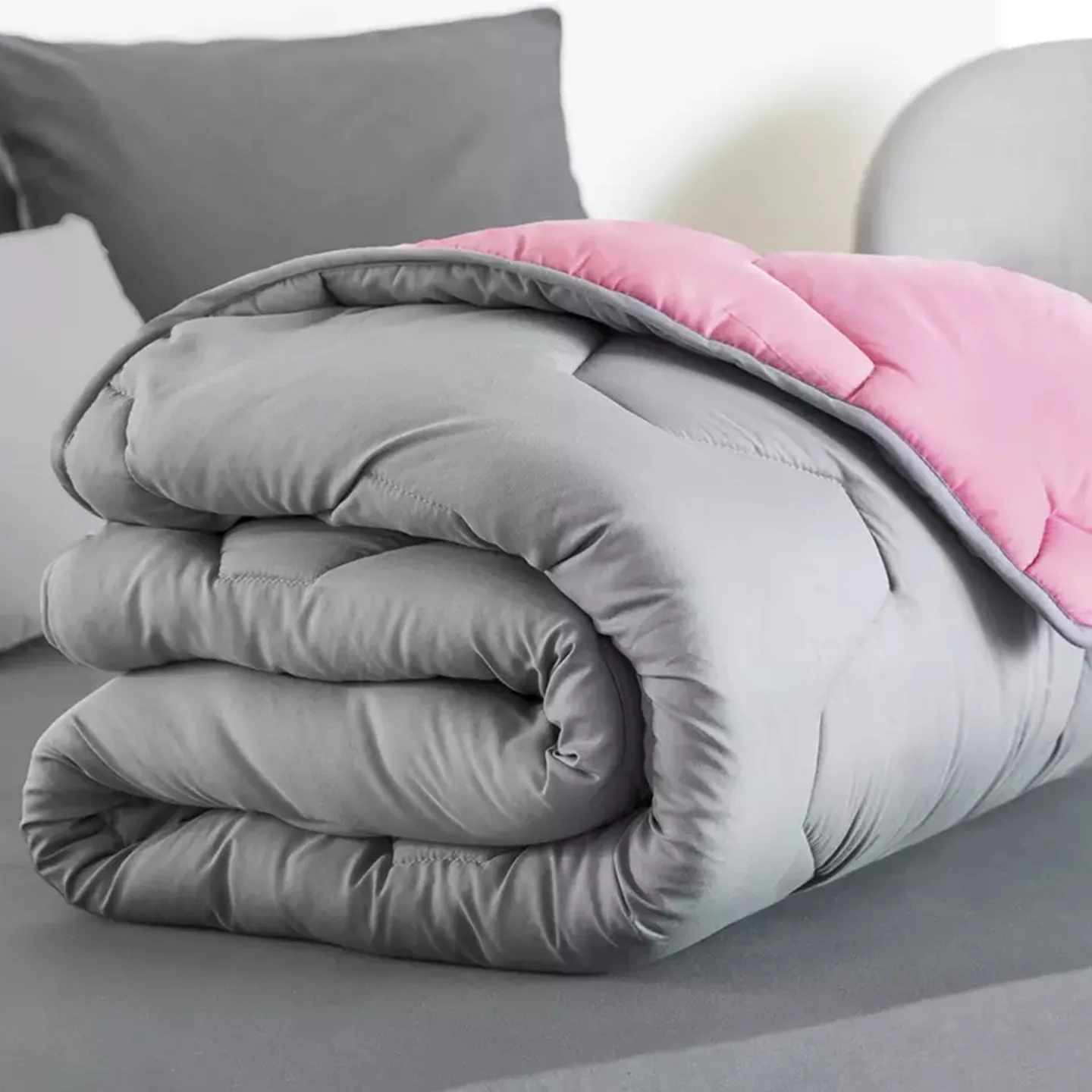 Couette 200x200 CM ABBY bicolore rose et gris 300 gr